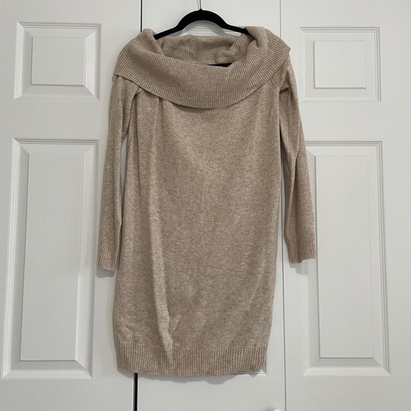 NWOT Tularosa dreamin sweater dress - Picture 3 of 5